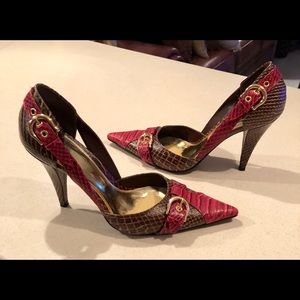 Red and brown Gracienne Pumps